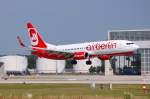 Air Berlin, D-ABBY, B737-808(W) in MUC im Anflug aus Antalya (AYT) 17.07.2013