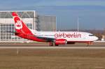 D-AHXF / Air Berlin / B737-7K5(W) beim Start in MUC nach Palermo (PMO) 28.12.2013