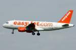 EASY JET Airbus  A 319-111 G-EZFC Flughafen Mnchen 16.08.2011