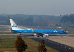 KLM, Boeing B 737-8K2, PH-BXY, BER, 03.11.2024