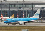 KLM, Boeing B 737-7K2, PH-BGF, BER, 24.11.2024