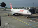 Die 737-800 der Lauda Air Namens Falco in Kopenhagen nach Wien am 18.August