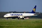 Eine Boeing 737-800 der Ryanair nach der Landung auf dem Flughafen Lbeck Blankensee am 27.09.08