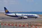 EI-DYN / Ryanair / B737-8AS(W)rollt in Arrecife (ACE) zum Start. 19.03.2014