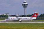 Swiss, HB-IXT, Avro RJ100 beim Start in MUC nach Zrich (ZRH) 18.05.2013