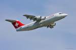 Swiss, HB-IYZ, Avro RJ100 in MUC im Steigflug nach Zrich (ZRH) 19.06.2013