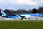 TUI Airlines Belgium OO-ETA Embraer ERJ-195 E2 Antwerp Airport  13-03-2025