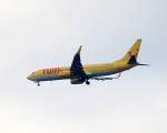 TUIfly mit Boeing 737-8K5(WL) D-AHLR beim Landeanflug zum Flughafen Berlin-Tegel, 14.06.08.