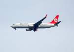 Turkish Airlines mit Boeing 737-8F2(WL) TC-JGH am Morgen des 19.06.08 beim Landeanflug zum Flughafen Berlin-Tegel.