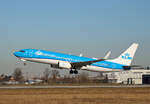 KLM, Boeing B 737-8K2, PH-BCG, BER, 08.03.2022