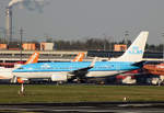 KLM. Boeing B 737-7K2, PH-BGR, TXL, 19.04.2019