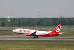 Air Berlin Boeing 737-86J(WL) D-ABBI startet Flughafen Berlin Tegel, 09.05.10