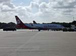 Boeing 737-800(D-ABMH) der AirBerlin auf dem Flughafen Berlin Tegel. 06.09.0212