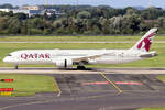 Qatar Airways Boeing 787-9 Dreamliner A7-BHD nach der Landung in Düsseldorf 24.8.2024