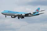 Korean Air Lines Boeing B747-8B5F HL7629, cn(MSN): 37657,
Frankfurt Rhein-Main International, 21.05.2016.