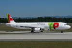 TAP - Air Portugal Airbus A321-212 CS-TJH, cn(MSN): 2270,
Frankfurt Rhein-Main International, 27.05.2017.