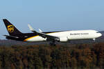 UPS Boeing 767-34AF(ER) N357UP bei der Landung in Köln 3.11.2024