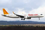 Pegasus Airbus A321-251NX TC-RBR bei der Landung in Köln 26.1.2025