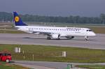 LH CityLine, D-AEBB  Ingelheim am Rhein , ERJ 195LR rollt in MUC zum Start nach Amsterdam (AMS) 18.09.2012