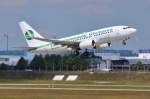 Germania, D-AGEQ, B737-75B(W) in MUC im Steigflug nach Las Palmas (LPA) 01.07.2013