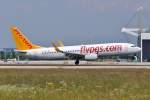 Pegasus Airlines, TC-AAJ  Ece , B737-82R(W) bei der Landung in MUC aus Istanbul (SAW) 10.07.2013