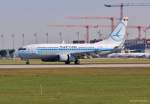 YR-BGG  Craiova  / Tarom / B737-78J(W) bei der Landung in MUC aus Sibiu (SBZ) 17.08.2013