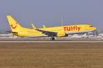 D-ATUJ / TUIfly / B737-8K5(W) in MUC bei der Landung aus Las Palmas (LPA) 01.02.2014