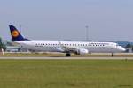 D-AEMD / LH CityLine / ERJ 195LR beim Start in MUC nach Kischinau (KIV) 12.06.2014