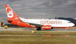 AIR BERLIN Am Flughafen Salzburg Boeing 737-7K D-AHXB 15.01.2011