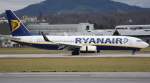 Ryanair Boeing 737-8AS EI-EKA Flughafen Salzburg 15.01.2011