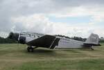 CASA 352A-3 HB-HOY auf dem Flugplatz Zwickau (EDBI) am 11.08.12