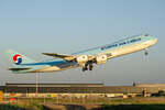 Korean Air Cargo Boeing 747-8F HL7624 in Amsterdam am 23.06.2024