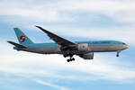 Korean Air Cargo, HL8226, Boeing B777-FB5, msn: 37640/1074, 06.Juli 2023, LHR London Heathrow, United Kingdom.