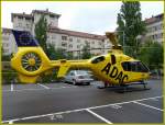 Christoph 31, (D-HDEC), der ADAC-Luftrettung GmbH. Das Luftfahrzeug ist ein Eurocopter EC 135 P2. Christopf 31 bei einem Rettungseinsatz in Berlin-Charlottenburg. Foto:20.09.2013