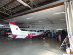 Cessna 172N Skyhawk, D-EELV in der Technikhalle Coburg-Brandensteinsebene (EDQC), 20.7.2024