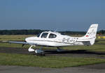 Private Cirrus SR-22GTS, D-EJOT, Flugplatz Strausberg, 23.06.2024