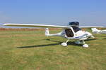 Privat, D-MGRO, Pipistrel Alpha Trainer. Flugplatz-Wiesenfest am UL-Flugplatz Weilerswist, 01.09.2024.