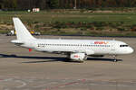 LEAV Aviation Airbus A320-232 D-ANNE rollt zum Start in Köln 3.11.2024