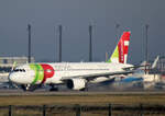 TAP, Airbus A 320-214, CS-TMW, BER, 01.12.2024