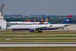 US Airways, N275AY, A330-323X rollt in MUC zum Start nach Philadelphia (PHL) 01.07.2013