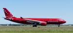 A330 von Air Greenland am 18.6.2015 mit der Kennung OY-GRN in Amsterdam