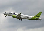 Air Baltic, Airbus A 220-300, YL-CSA, BER, 13.07.2024