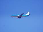 KLM-Royal Dutch Airlines mit Boeing 737-8K2 PH-BXC beim Landeanflug zum Flughafen Berlin Tegel, 08.05.08 Berlin-Pankow.