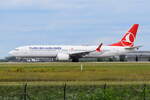 TC-LYB , Turkish Airlines , Boeing 737-9 MAX , Berlin-Brandenburg  Willy Brandt  , BER , 08.08.2024 ,