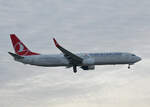 Turkish Airlines, Boeing B 737-9F2(ER), TC-JYP, BER, 03.11.2024