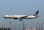 United Airlines, Boeing  B 767-424(ER), N78058, BER, 03.11.2024