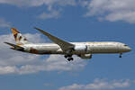 Etihad Airways, A6-BLG, Boeing B787-9, msn: 39652/432, 07.Juli 2023, LHR London Heathrow, United Kingdom.